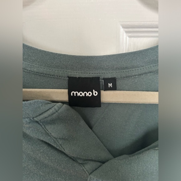 { MONO B} Green Long Sleeve - Picture 3 of 7